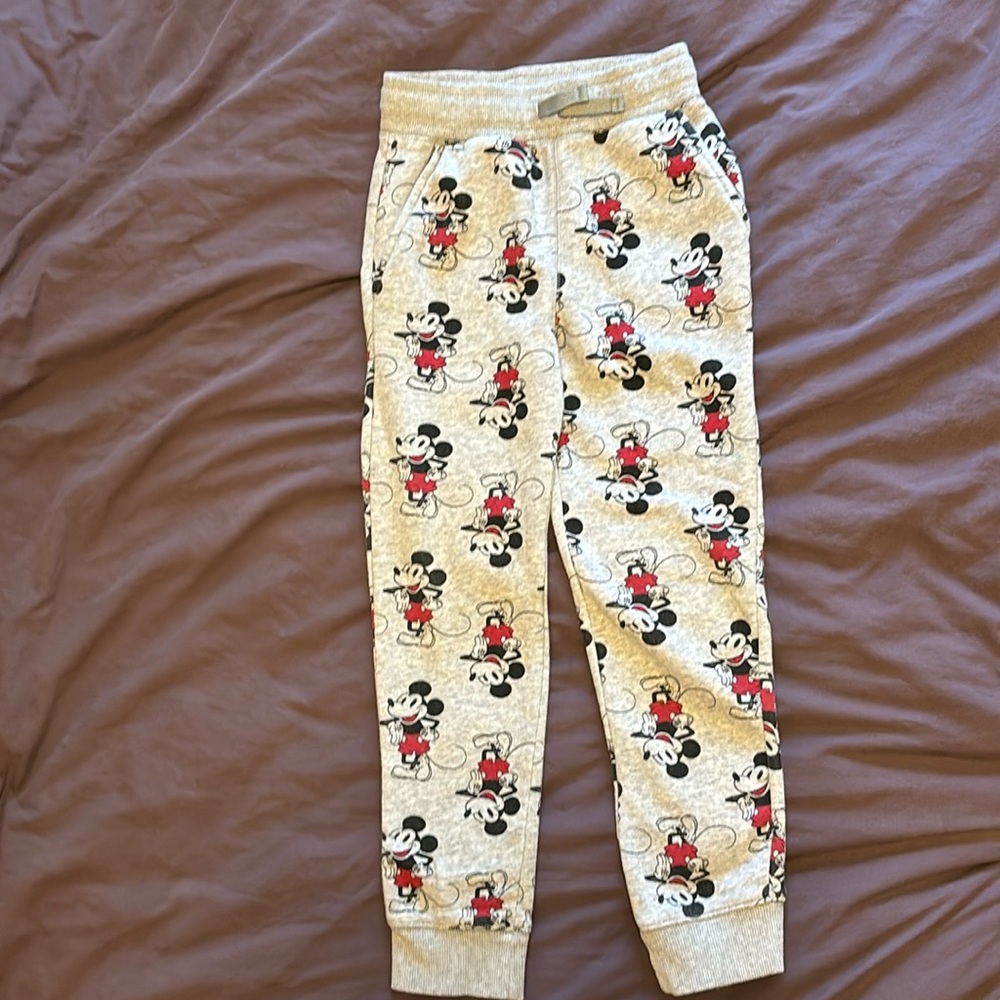 Disney Amazon Essentials soft jogger sweatpants Size M (8)